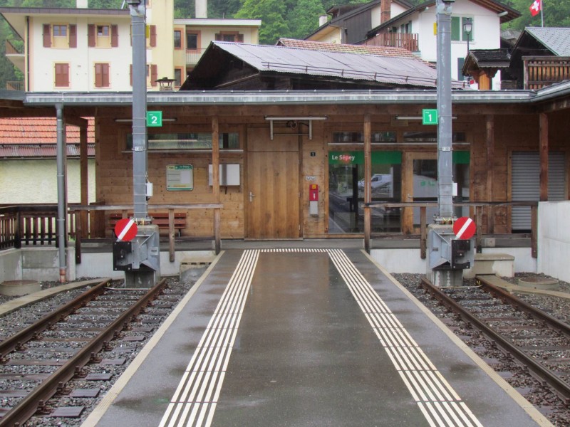 Matisa B40 L (2018-05-19 Sépey canton de Vaud Suisse) Laurent Membrez SA (6).jpg (385.92 Kio) Vu 1214 fois Matisa B40 L (2018-05-19 Sépey canton de Vaud Suisse) Laurent Membrez SA (6).jpg