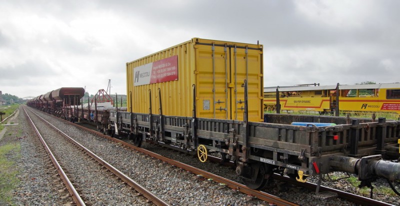99 87 9 383 628-4 K50 (2018-05-30 gare de Chaulnes) (1).jpg