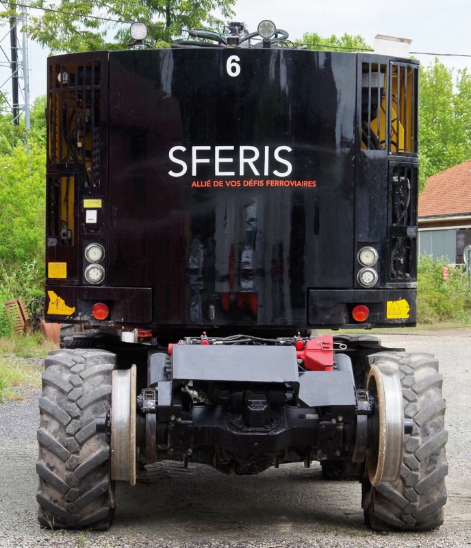 Geismar KGTR n°5113 (2018-05-30 Longueau) SFERIS 6 (2).jpg