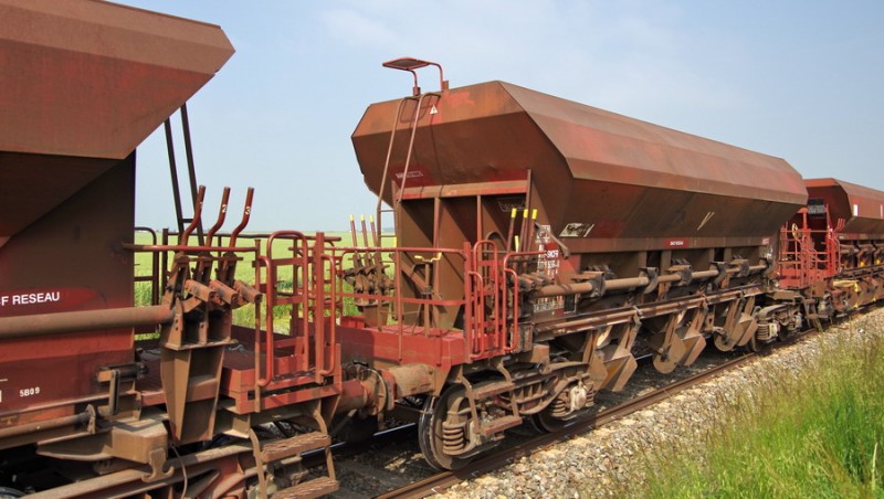 80 87 977 9 556-0 Uas D12 6 F-SNCFR (2018-06-04 Marcelcave).jpg