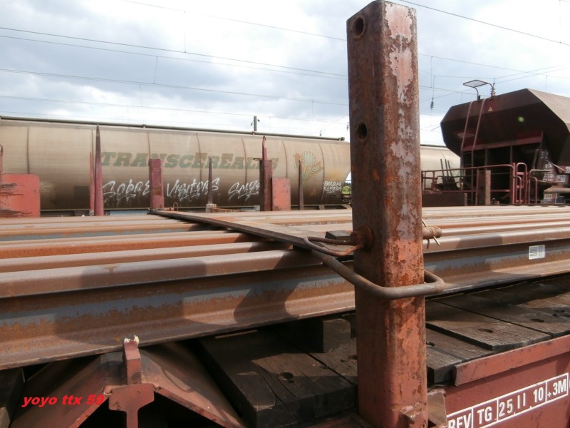 Uas S04-6 80 87 977 1 732-5 PN=17.JPG