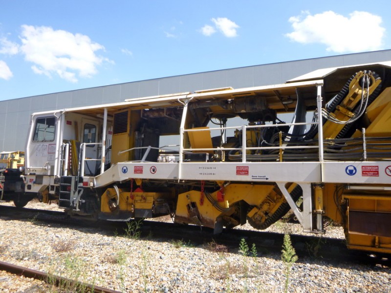 99 87 9 125 504-0 (2018-08-01 St-Leu-d'Esserent) RTG 15-2B n°605 (4).jpg (226.62 Kio) Vu 3809 fois 99 87 9 125 504-0 (2018-08-01 St-Leu-d'Esserent) RTG 15-2B n°605 (4).jpg