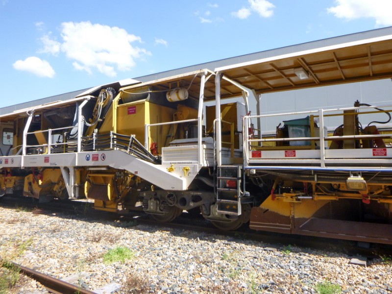 99 87 9 125 504-0 (2018-08-01 St-Leu-d'Esserent) RTG 15-2B n°605 (3).jpg (237.46 Kio) Vu 3809 fois 99 87 9 125 504-0 (2018-08-01 St-Leu-d'Esserent) RTG 15-2B n°605 (3).jpg