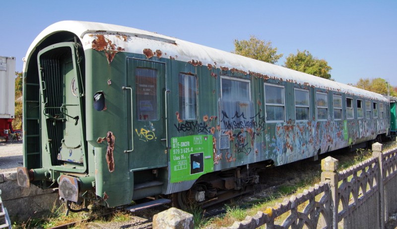 80 87 979 3 621-4 Uas H55 0 D-SNCFR (2018-10-10 gare de Guignicourt) (4).jpg (164.11 Kio) Vu 2759 fois 80 87 979 3 621-4 Uas H55 0 D-SNCFR (2018-10-10 gare de Guignicourt) (4).jpg