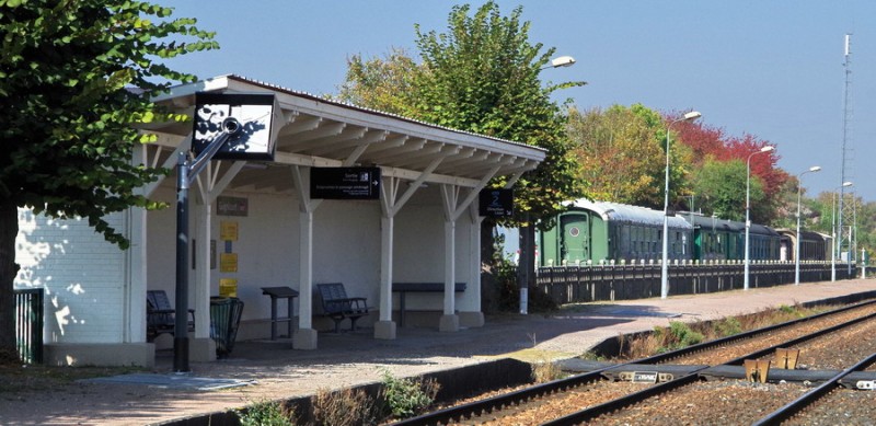 80 87 979 3 621-4 Uas H55 0 D-SNCFR (2018-10-10 gare de Guignicourt) (1).jpg (164.11 Kio) Vu 2766 fois 80 87 979 3 621-4 Uas H55 0 D-SNCFR (2018-10-10 gare de Guignicourt) (1).jpg