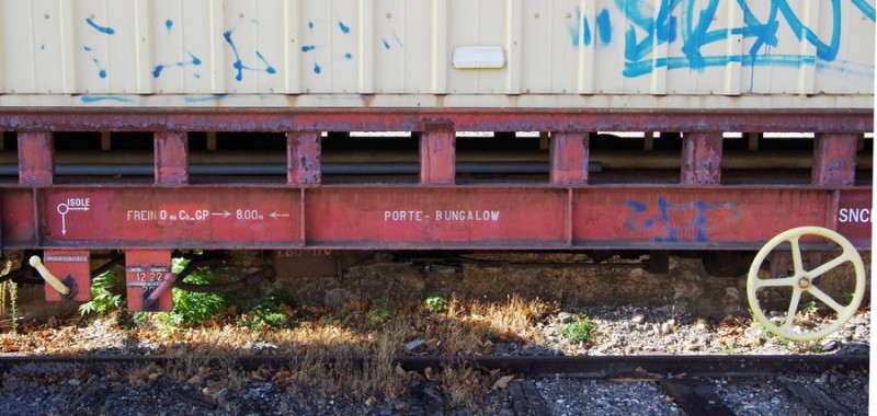 40 87 954 4 955-7 Us K55 5 F-SNCFR MN (2018-10-10 gare de Guignicourt) (4).jpg
