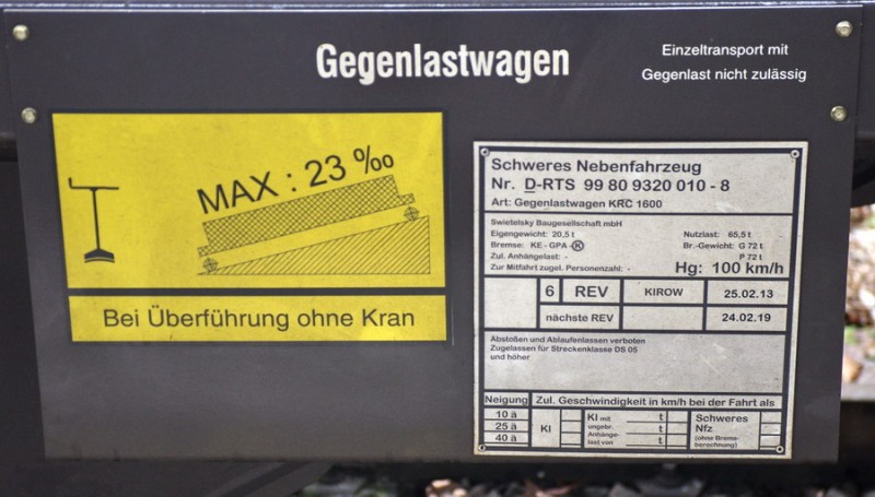 Grue Kirow (2015-03-21 gare de Paris Est) (4).jpg (129.32 Kio) Vu 8430 fois Grue Kirow (2015-03-21 gare de Paris Est) (4).jpg