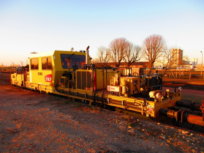 99 87 9 228 019-5 EMV 93 LM (2019-02-25 gare de Reignac) (1).jpg (246.4 Kio) Vu 6500 fois 99 87 9 228 019-5 EMV 93 LM (2019-02-25 gare de Reignac) (1).jpg