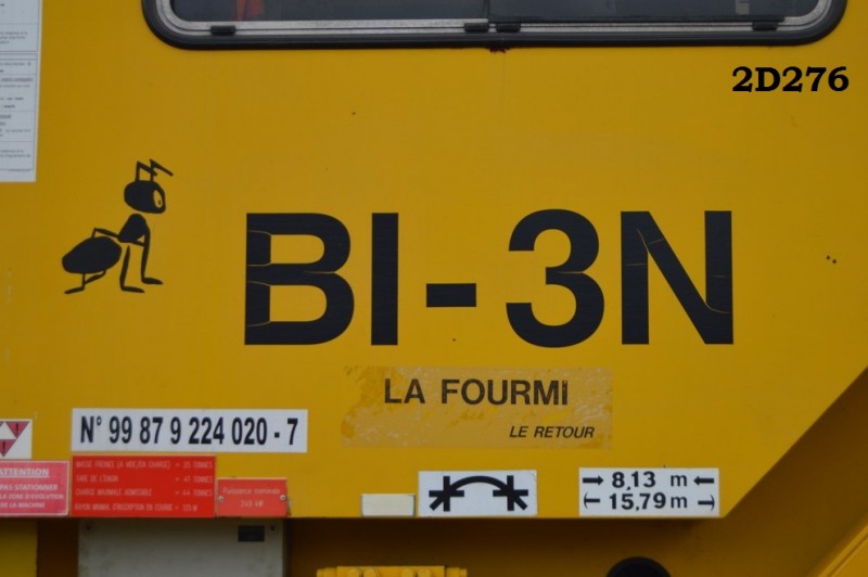 LA FOURMI (7).JPG