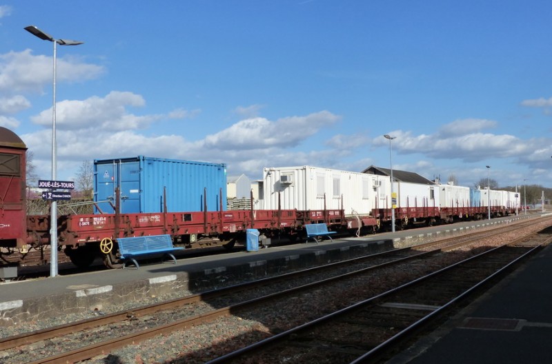 40 87 959 4 426-8 Us K55 1 F-SNCFR (2019-03-11 gare de Joué-les-Tours) (2).jpg (159.8 Kio) Vu 2847 fois 40 87 959 4 426-8 Us K55 1 F-SNCFR (2019-03-11 gare de Joué-les-Tours) (2).jpg