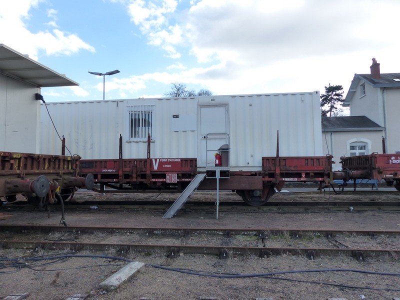 40 87 959 4 104-1 K55 2 F-SNCFR (2019-03-11 gare de Joué-les-Tours) (6).jpg