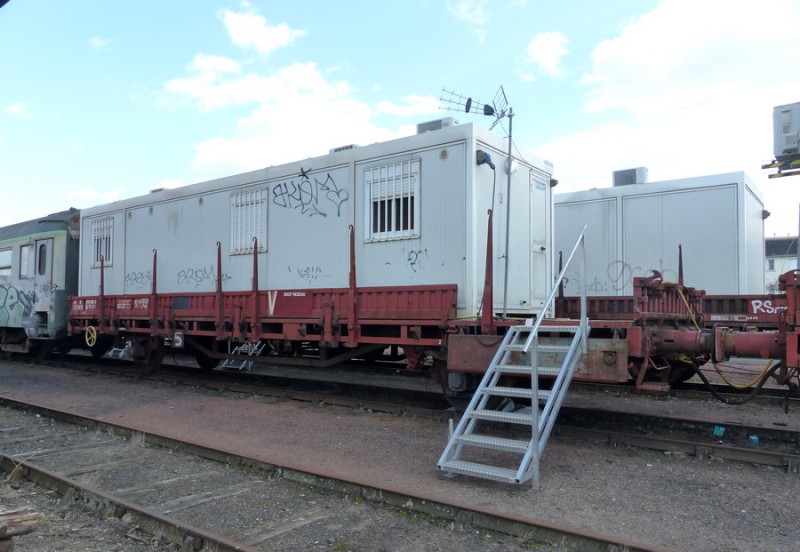 40 87 959 4 893-9 Us K55 1 F-SNCFR (2019-03-11 gare de Joué-les-Tours) (1).jpg (166.67 Kio) Vu 1663 fois 40 87 959 4 893-9 Us K55 1 F-SNCFR (2019-03-11 gare de Joué-les-Tours) (1).jpg