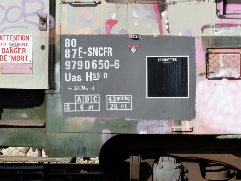 80 87 979 0 650-6 Uas H55 0 F-SNCFR (2019-03-11 gare de Joué-les-Tours) (4).jpg (177.16 Kio) Vu 6949 fois 80 87 979 0 650-6 Uas H55 0 F-SNCFR (2019-03-11 gare de Joué-les-Tours) (4).jpg