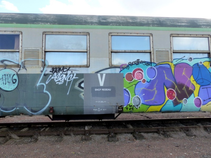80 87 979 0 650-6 Uas H55 0 F-SNCFR (2019-03-11 gare de Joué-les-Tours) (11).jpg