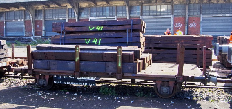 99 87 9 750 121-5 SNCF-LL (2019-03-19 St Quentin) (5).jpg (159.97 Kio) Vu 5374 fois 99 87 9 750 121-5 SNCF-LL (2019-03-19 St Quentin) (5).jpg