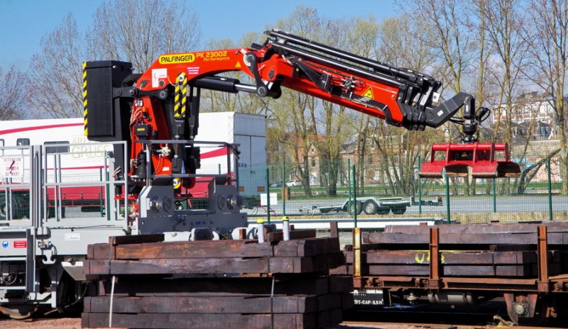 99 87 9 750 121-5 SNCF-LL (2019-03-19 St Quentin) (3).jpg (222.58 Kio) Vu 5374 fois 99 87 9 750 121-5 SNCF-LL (2019-03-19 St Quentin) (3).jpg