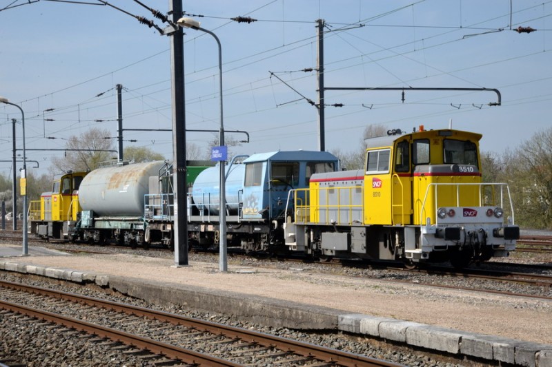 Y 8510 (2019-04-06 Armagne Lucquy) + Y 8346.jpg (201.4 Kio) Vu 9837 fois Y 8510 (2019-04-06 Armagne Lucquy) + Y 8346.jpg