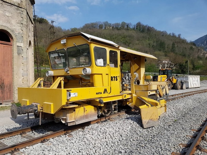 matisa R7 S n°6220 (2019-04-00 Villars-sur-Var) (1).jpg (251.87 Kio) Vu 4624 fois matisa R7 S n°6220 (2019-04-00 Villars-sur-Var) (1).jpg
