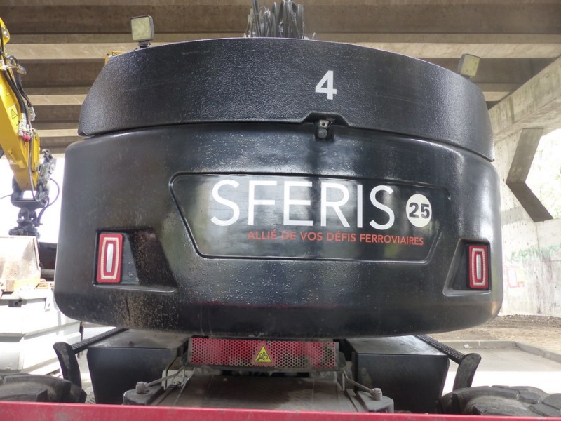 ATLAS 1404 KZW n°241Z301930 (2019-05-19 Tours) SFERIS 4 (19).jpg (202 Kio) Vu 2623 fois ATLAS 1404 KZW n°241Z301930 (2019-05-19 Tours) SFERIS 4 (19).jpg
