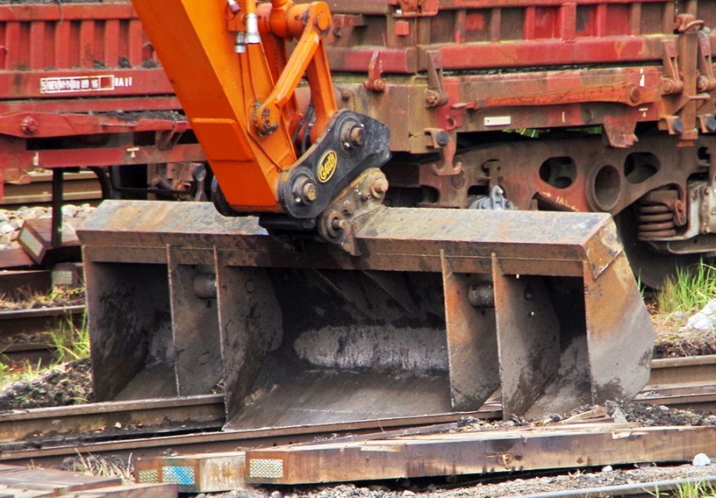 HITACHI D2R ZX170-6 (2019-06-12 Somain) Unifer H2 (3).jpg