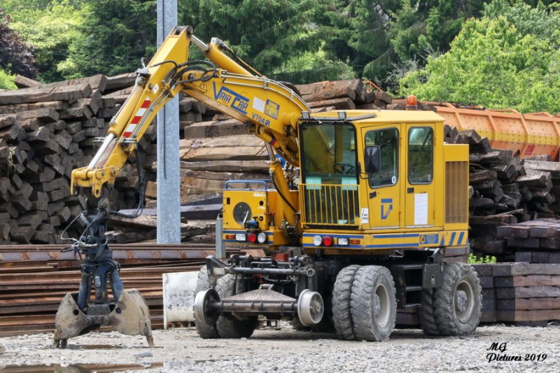 VaiaCar V704FR (2019-06-15 Saint-Sulpice-Laurière) (1).jpg (270.72 Kio) Vu 2593 fois VaiaCar V704FR (2019-06-15 Saint-Sulpice-Laurière) (1).jpg