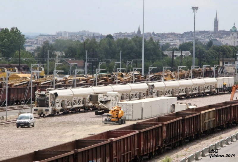 2019-07-18 Puy-Imbert (41).jpg (176.69 Kio) Vu 5721 fois 2019-07-18 Puy-Imbert (41).jpg