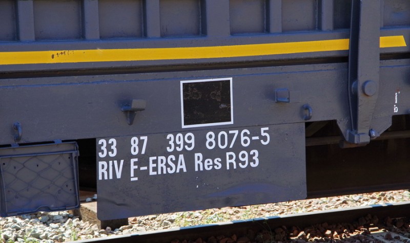 33 87 3998 076-5 Res R93 RIV F-ERSA (2019-07-23 Amiens) (2).jpg