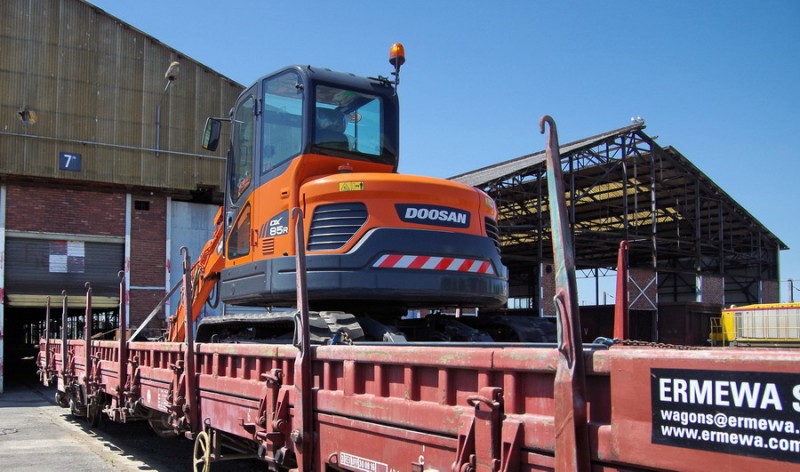 33 87 3945 062-9 Res RIV F-ERSA (2019-07-23 Longueau) + Doosan DX85R (3).jpg