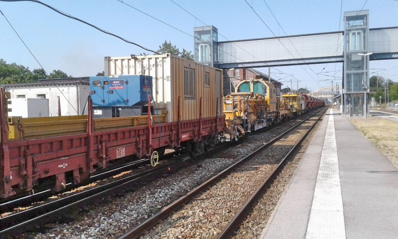 33 87 39 45 137-9 Res RIV F-ERSA (2019-08-03 Abancourt) (4).jpg