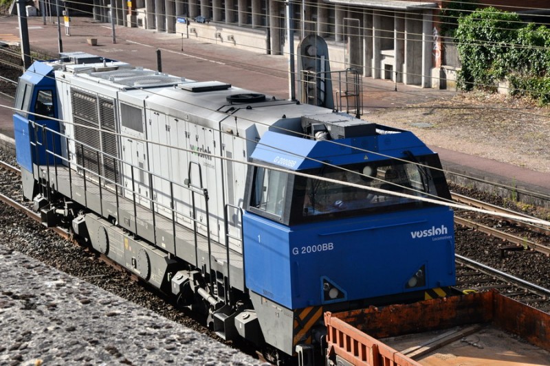 (3) G 2000 BB 500 1751 (2019-08-01 Amiens Saint-Roche) Q du train MC.jpg
