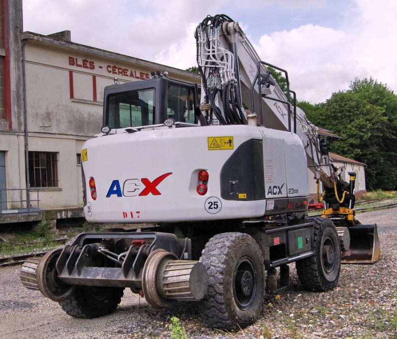 ACX23RR (2019-08-12 Poix-de-Picardie) Delcourt Rail D17 (20).jpg