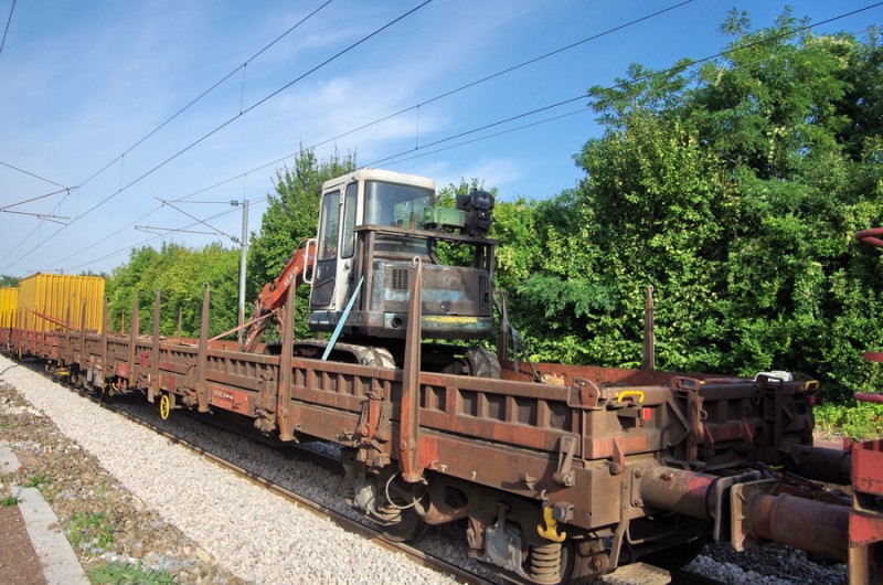 33 87 3939 257-3 Res RIV F-ERSA (2019-08-27 gare de Famechon).jpg