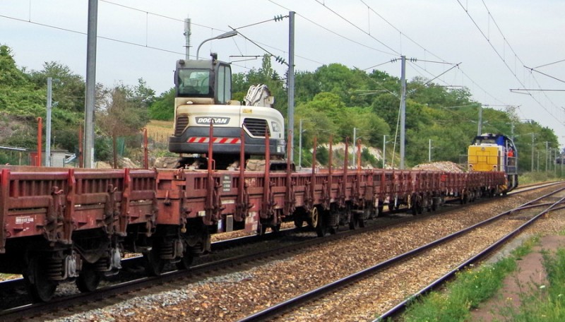 (7) 2019-08-27 gare de Saleux) 211-3 (7).jpg (177.04 Kio) Vu 918 fois (7) 2019-08-27 gare de Saleux) 211-3 (7).jpg