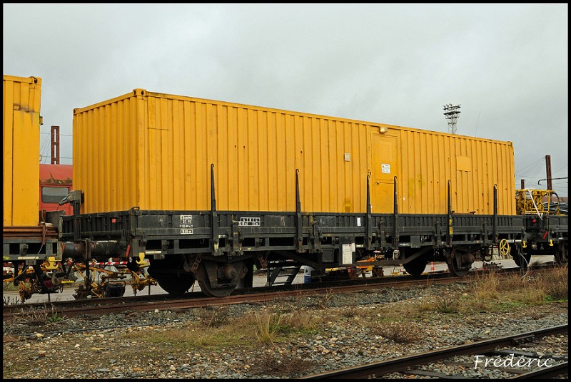 99 87 938 3 693-8 Coutras02 210112-border.jpg