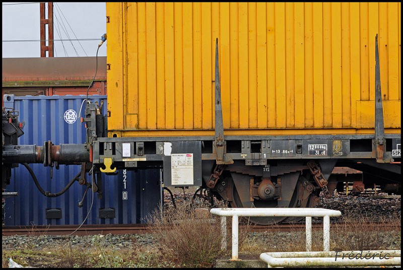 99 87 938 3 696-1 Coutras01 210112-border.jpg