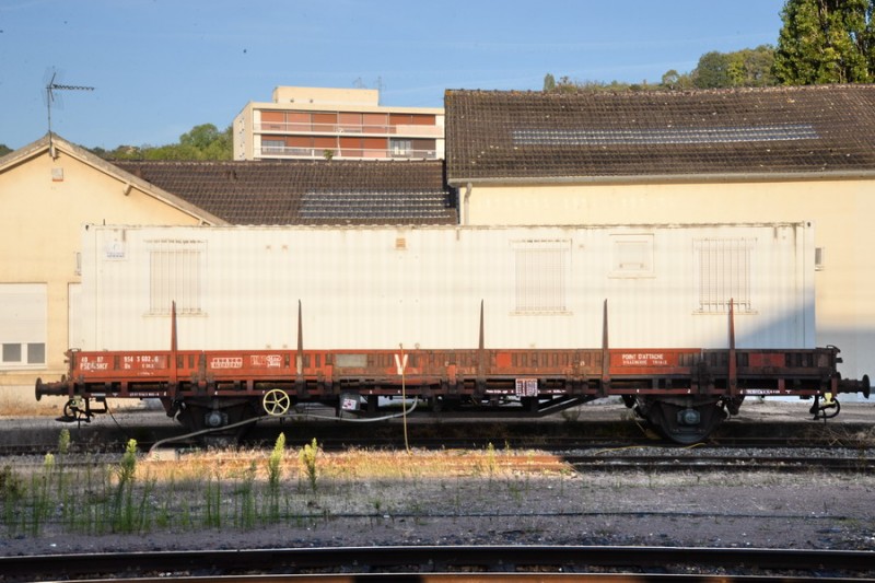 40 87 954 3 602-6 Us K56 2 F SNCF-PSE (2019-08-23 Sens).jpg
