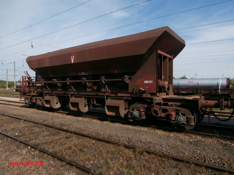 Uas D12-6 80 87 977 7 402-9=6.JPG