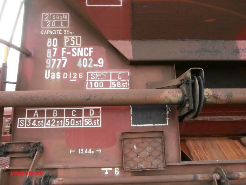 Uas D12-6 80 87 977 7 402-9=8.JPG