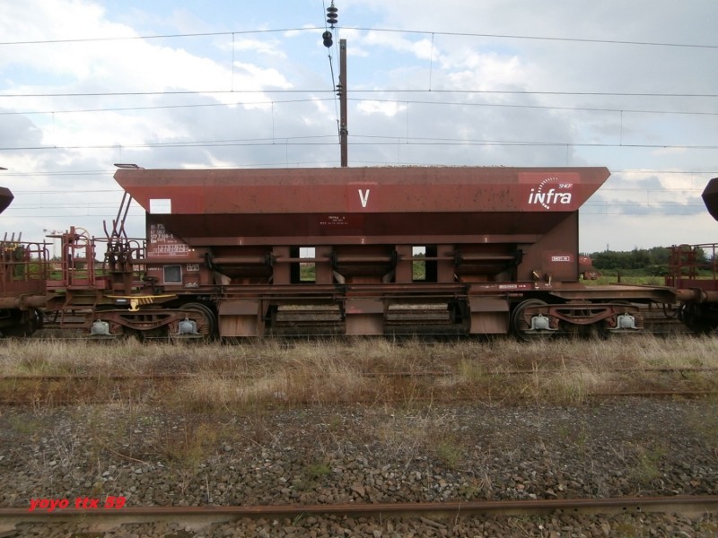 Uas D12-6 80 87 977 7 908-5=1.JPG