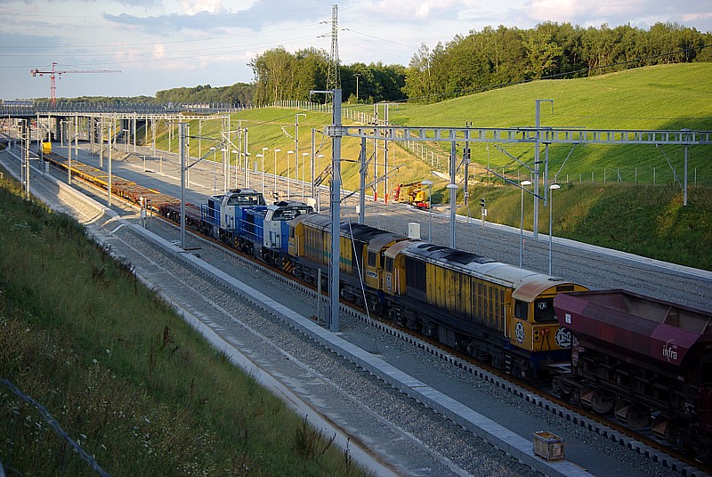 20100727ma-20h17lgv-rr-gare-tgv-moval-train-travaux-vers-villersexel-bb-vossloh-g1206-736+733+wagons+cc58018tso+cc58039etf+g1206-1545+1544+wagons-vt-imgp1458retouche800.jpg