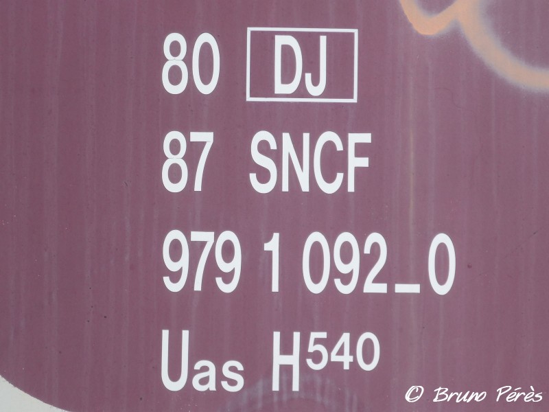 DEV - 80 87 979 1 092-0 Uas H540 - SNCF-DJ (2)  (light).jpg