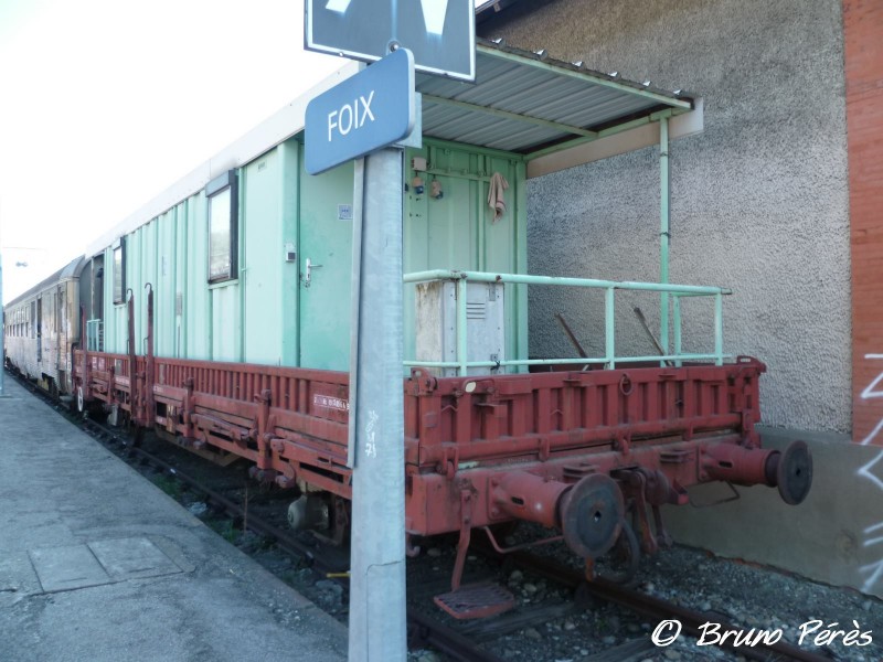 K55 - 40 87 959 4 443-1 - SNCF-TL - Bungalow (1) (light).jpg