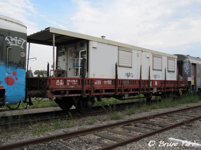 K55 - 40 87 959 4 456-5 - SNCF-TL - Bungalow (1) (light).jpg