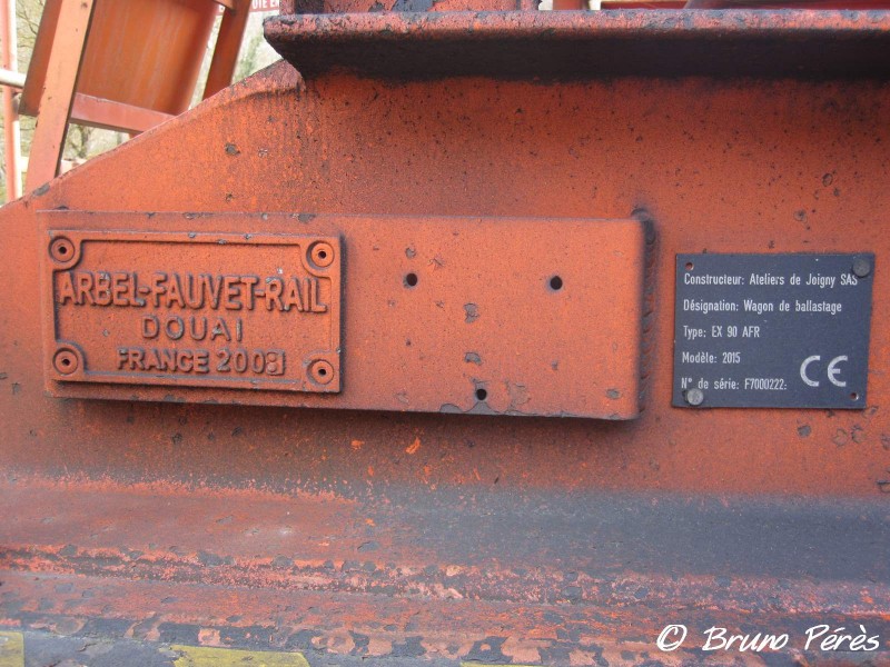 Fanps - 33 87 677 1 437-5 - Colas Rail (4) (light).JPG
