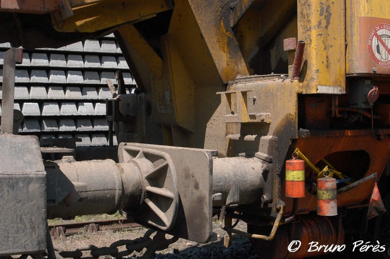 Cribleuse SPRO 1000 - 99 87 9 350 510-3 - Colas Rail (4) (light).jpg