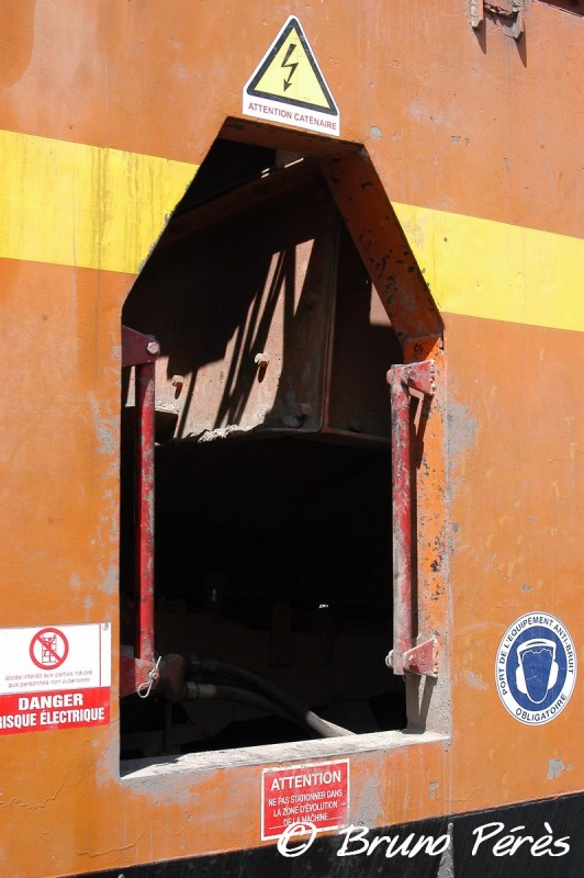 Cribleuse SPRO 1000 - 99 87 9 350 510-3 - Colas Rail (37) (light).jpg
