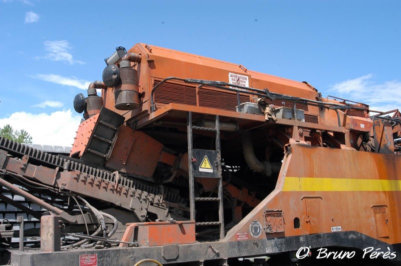 Cribleuse SPRO 1000 - 99 87 9 350 510-3 - Colas Rail (40) (light).jpg
