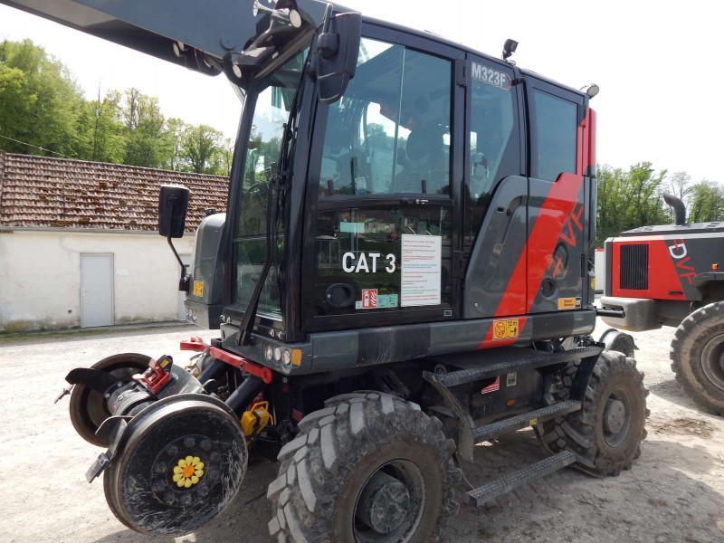 _copie-0_CAT M323F - RH600265 - DVF - CAT 3 (31).jpg