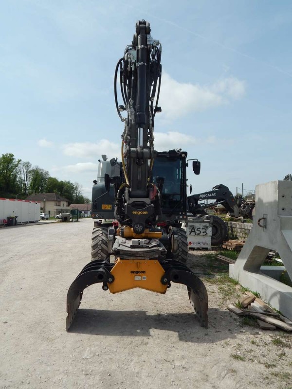 _copie-0_CAT M323F - RH600265 - DVF - CAT 3 (29).jpg