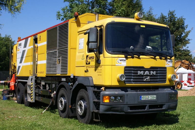 SERSA Camion soudure (02) 7 v 30000 Amp Langenthal 24-08-2008 NMS.JPG